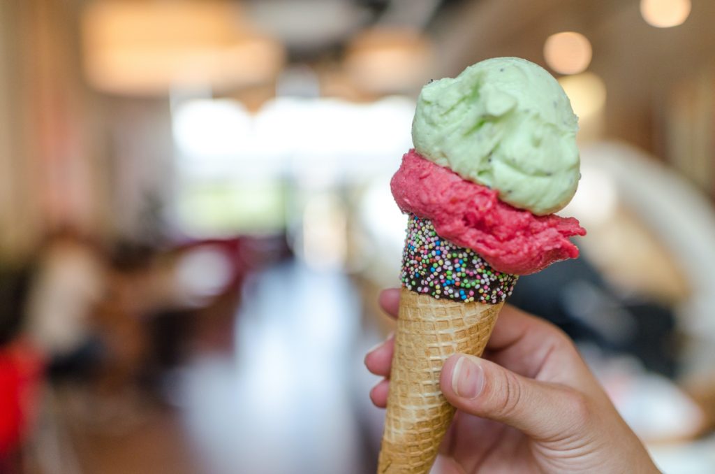 Stay cool without air conditioning-eat cold food like ice cream to stay cool without AC