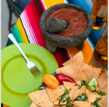 Easy fire-roasted salsa – spicy and flavorful!