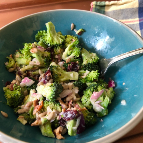 Summer salads - Easy summer salad - Bowl of broccoli salad